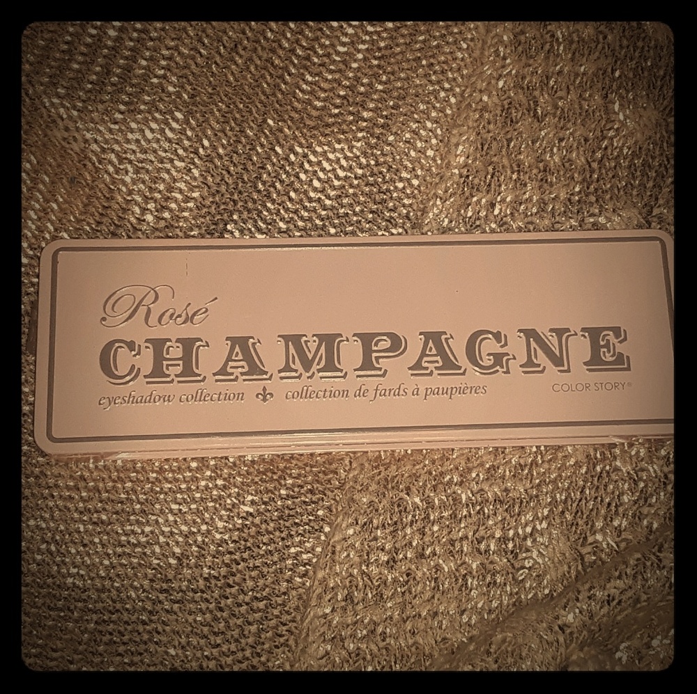 Rosé Champagne - Color Story